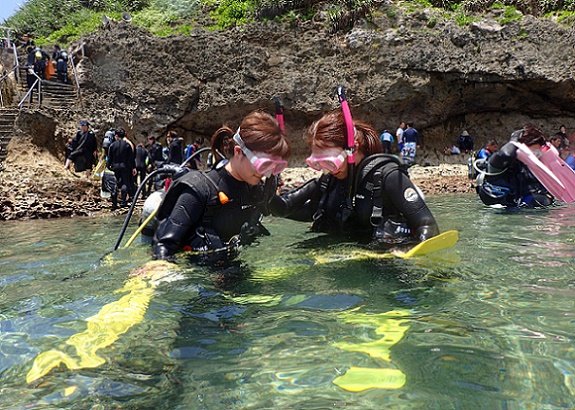 青の洞窟体験ダイビング