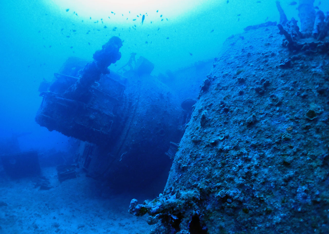 沖縄ダイビングショップKAHANAが開催するUSS EMMONS(エモンズ)沈船ダイビング